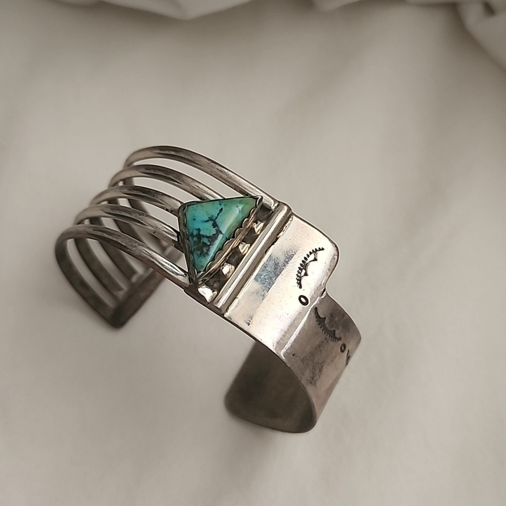 VTG Signed Navajo Turquoise and Silver Bracelet